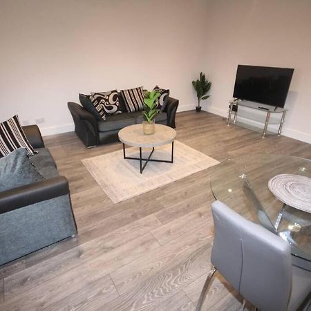 Great West Road Apartments Flat D Λονδίνο Εξωτερικό φωτογραφία